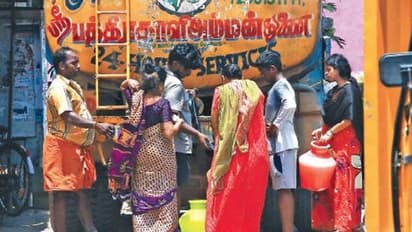 ஒரு குடம் தண்ணீர் 20 ரூபாய்! தண்ணீர் பிரச்னைக்காக என்ன செஞ்சீங்க? - தமிழக அரசுக்கு உயர்நீதிமன்றம் சவுக்கடி...