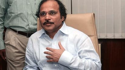 রাষ্ট্রপতির বক্তব্যকেই চ্যালেঞ্জ! লোকসভায় অধীরের সুনামি দেখলেন নরেন্দ্র মোদী