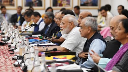 पीएम मोदी का 100 दिन के एजेंडा पर जोर, फोकस में अर्थव्यवस्था और रोजगार