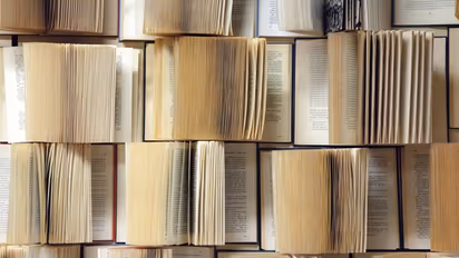 പ്രശസ്തരുടെ വായനശീലങ്ങളും വായന വളര്ത്താന് ചില കാര്യങ്ങളും...