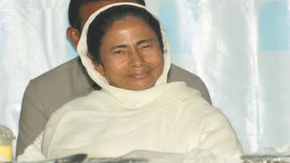 ঈদে লকডাউন শিথিল করবেন না, মুখ্য়মন্ত্রীকে চিঠি বেঙ্গল ইমাম অ্যাসোসিয়েশনের