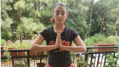 ಸ್ಯಾಂಡಲ್ವುಡ್ನಲ್ಲಿ ಯಾರೆಲ್ಲಾ ಯೋಗಾಭ್ಯಾಸ ಮಾಡ್ತಾರೆ ಗೊತ್ತಾ?