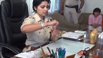 ಮನೆಯಲ್ಲೇ 'ಗನ್' ತಯಾರಿಸೋದು ಹೇಳಿಕೊಟ್ಟ ಮಹಿಳಾ IPS