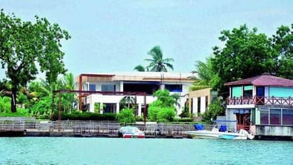 చంద్రబాబు భద్రతపై టిడిపి ఆందోళన... ప్రతిపక్ష నేత నివాసం వద్ద కమ్ముకున్న అంధకారం