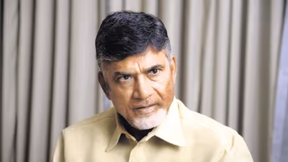 అమరావతి పర్యటనపై టెన్షన్... కీలక నేతలతో చంద్రబాబు సమావేశం