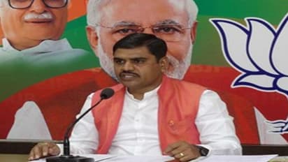 బీజేపీ నేత విష్ణువర్థన్ రెడ్డికి క్వారంటైన్ నోటీసులు