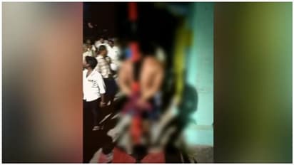 பெண்ணிடம் பாலியல் சில்மிஷம் – கம்பத்தில் கட்டி வாலிபருக்கு சரமாரி அடி