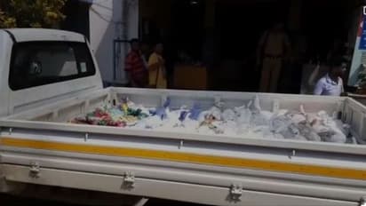 বস্তা বন্দি হাজার হাজার কয়েন উদ্ধার, কাটমানি বিক্ষোভের মধ্যেই জোর চাঞ্চল্য