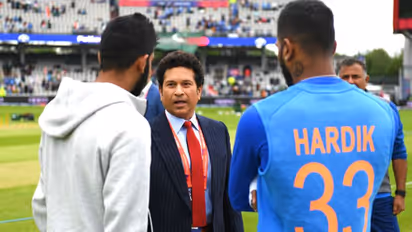 ভারতের ব্যাটিং-এ অসন্তুষ্ট সচিন! নিশানায় দুই ব্যাটসম্যান