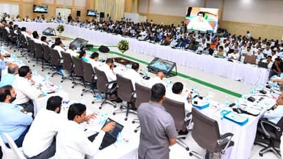 త్వరలోనే పోలీసు శాఖలోఖాళీలు భర్తీ: సుచరిత