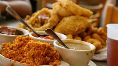 দুর্গা পুজোর নিরামিষের দিনগুলোতে চট করে বানিয়ে ফেলুন শাহি ভুনা খিচুড়ি, যা মনে ধরবে সকলের