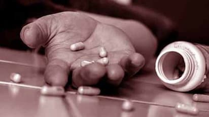 ಟೀಂ ಇಂಡಿಯಾ ಸೋಲಿಗೆ ನೊಂದು  ವಿಷ ಕುಡಿದ ಯುವಕ!