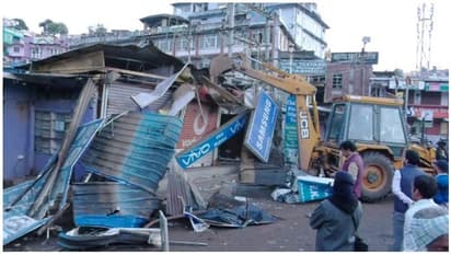 நீர்நிலைகளை ஆக்கிரமித்த கட்டிடங்கள் அதிரடி அகற்றம்