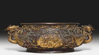 ಟೆನ್ನಿಸ್ ಬಾಲ್ ಇಡ್ತಿದ್ದ ಪಿಂಗಾಣಿ: ಮಾರಾಟದಲ್ಲಿ ಮೆರೆದ ರಾಣಿ!