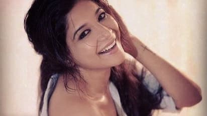 சைலெண்டா வளர்ந்து வரும் சாக்ஷி..! கைவசம் இத்தனை படங்களா? அவரே வெளியிட்ட தகவல்!