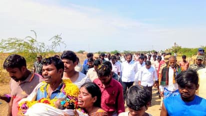 బోరు బావిలో పడిన మోక్షిత మృతి: ఎమ్మెల్యే నల్లపురెడ్డి దాతృత్వం