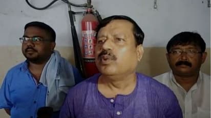 শালবনীতে আক্রান্ত সিপিএম প্রার্থী সুশাান্ত ঘোষ, গাড়ি ভাঙচুর, কাঠগড়ায় শাসক দল