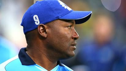 মুম্বইয়ে হঠাত অসুস্থ ব্রায়ান লারা! তড়িঘড়ি ভর্তি করা হল হাসপাতালে