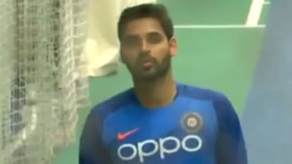 സ്പോര്ട്സ് ഹെര്ണിയ തിരിച്ചറിയുന്നതില് പിഴച്ചോ, എപ്പോള് തിരിച്ചെത്താനാകും; മറുപടിയുമായി ഭുവി