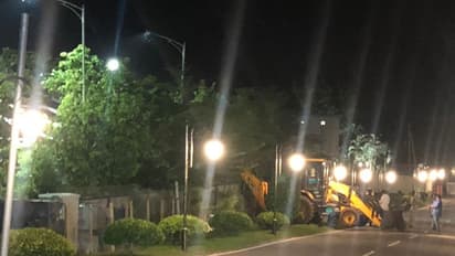 ప్రజావేదిక కూల్చివేత...80శాతం పూర్తి