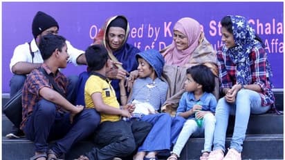 ചെറുചിത്രങ്ങളുടെ വലിയ വേദിയ്ക്ക് തിരശ്ശീല വീഴുന്നു; പട്വർദ്ധന്റെ 'റീസൺ' പ്രദർശിപ്പിച്ചു