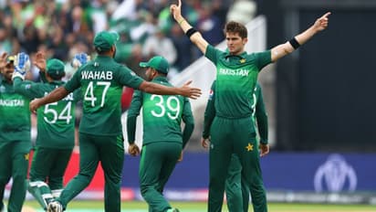 ಪಾಕ್‌ಗೆ ಸ್ಫರ್ಧಾತ್ಮಕ ಗುರಿ ನೀಡಿದ ಕಿವೀಸ್
