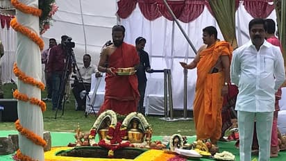 కొత్త సచివాలయ నిర్మాణానికి కేసీఆర్ శంకుస్థాపన