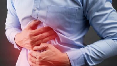 കഠിനമായ അസിഡിറ്റി; വീട്ടില് കാണാം പരിഹാരം...