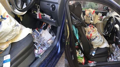 വേസ്റ്റ് നിറച്ച കവറുകള് ബ്രേക്കിലുടക്കി, ആംഡംബര കാറിന്റെ നിയന്ത്രണം പോയി!