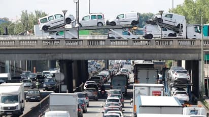 പാരീസിൽ പാതിയിലേറെ കാറുകളും നിരോധിച്ചു; ലംഘിച്ചാൽ കനത്ത പിഴ ചുമത്തും