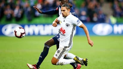 ময়দানে আরও এক সকারুর আগমন! কৃষ্ণের সখাকেও সই করালো এটিকে