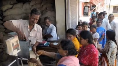 மக்களே..! இன்னும் 5  நாட்கள் தான் இருக்கு.."சர்க்கரை அட்டையை..அரிசிக்கான அட்டையாக" மாற்றிக்கொள்ளலாம்..!