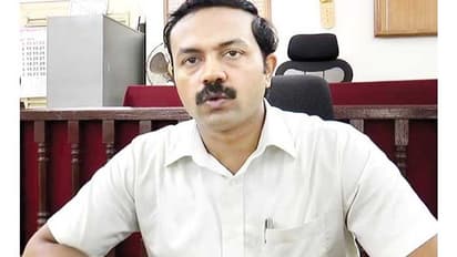 ಸಬ್ ರಿಜಿಸ್ಟ್ರಾರ್ ಕಚೇರಿಯಲ್ಲಿ ಕಾಗದಕ್ಕೂ ಕೂಡ ಕಾಸಿಲ್ಲ