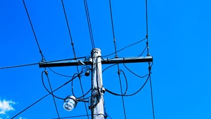 ദേശീയപതാക ഉയർത്തുന്നതിനിടെ ഷോക്കേറ്റ് അപകടങ്ങൾ; ജാർഖണ്ഡിൽ അഞ്ച് മരണം