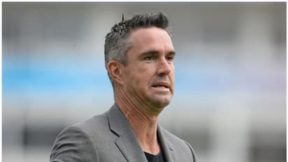 'ഒട്ടകത്തെ കെട്ടിക്കോ'... ചുവടുവെച്ച് പീറ്റേഴ്സണ്; വീഡിയോ പങ്കുവെച്ച് എ ആര് റഹ്മാന്