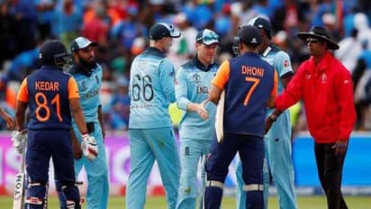 ఇంగ్లాండ్ చేతిలో ఓటమి: ధోనీ-జాదవ్ అలా ఎందుకు ఆడారంటే