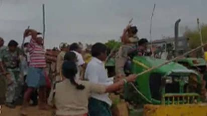 ఎఫ్ఆర్‌ఓ అనితపై దాడి: కోనేరు కృష్ణ సహా 16 మంది విడుదల