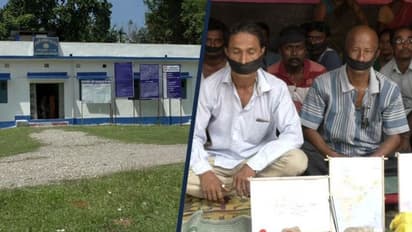 নীল সাদা রং আছে, স্বাস্থ্যকেন্দ্রে ডাক্তার নেই, আমরণ অনশনে দুই বন্ধু