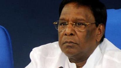 ஆழ்துளை கிணறு பற்றி தகவல் தெரிவித்தால் சன்மானம்... புதுச்சேரி முதல்வர் நாராயணசாமி அதிரடி அறிவிப்பு!