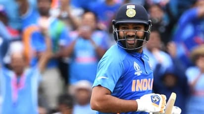 ছক্কা-বৃষ্টিতে গ্যালারিতে আহত মহিলা ভক্ত! কী করলেন রো'হিট' জানেন