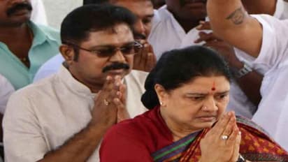 ஜெயலலிதாவுக்கு சசிகலா கும்பல் செய்த சதித்திட்டங்கள்... அடுக்கடுக்காய் கூறி அதிர வைக்கும் அமைச்சர்..!