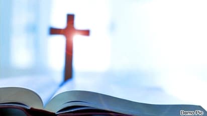 कोरोना संकट में झारखंड में हो रहा है धर्मांतरण का खेल, सोई है राज्य सरकार