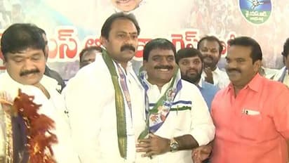 టీడీపీకి షాక్: వైసీపీలోకి అంబికా కృష్ణ సోదరుడు రాజా