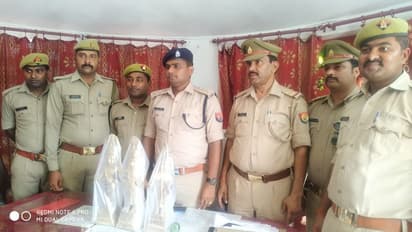 पांच महीने पहले चुराई गई मूर्तियां चोरों ने रख दी मंदिर में वापस