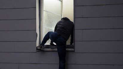 कहीं आपका घर भी तो नहीं है चोरों के निशाने पर, गलती से भी ये काम न करें