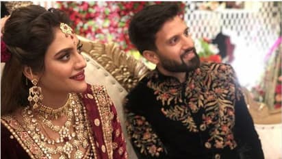 ಸಂಸದೆ ನುಸ್ರತ್ ಆರತಕ್ಷತೆ: ಫೋಟೋದಲ್ಲೂ ಪ್ರತಿಬಿಂಬಿತವಾದ ದಕ್ಷತೆ