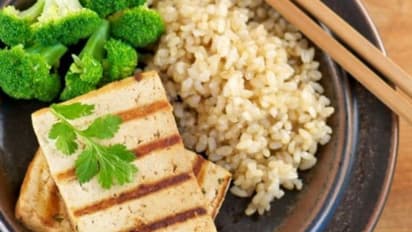 എല്ലുകളുടെ ബലം കൂട്ടാന്‍ ഈ ഭക്ഷണങ്ങള്‍ കഴിക്കാം...