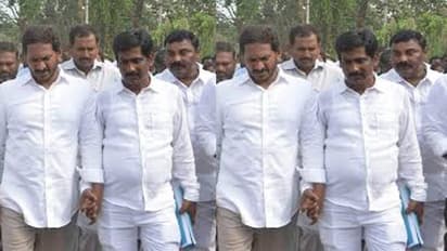 మొన్న అలా.. నేడు ఇలా...పూతలపట్టు ఎమ్మెల్యే ఎంఎస్ బాబు యూటర్న్..