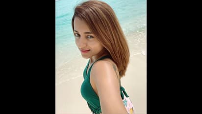 ഗ്ലാമര് ലുക്കില് തൃഷ; മാലിദ്വീപിലെ അവധി ആഘോഷത്തിന്റെ ചിത്രങ്ങള്