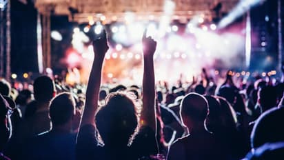 এই ব্যক্তির সঙ্গে মিউজিক ফেস্টিভালে গেলেই পাবেন ৪ লক্ষ টাকা, জেনে নিন কীভাবে